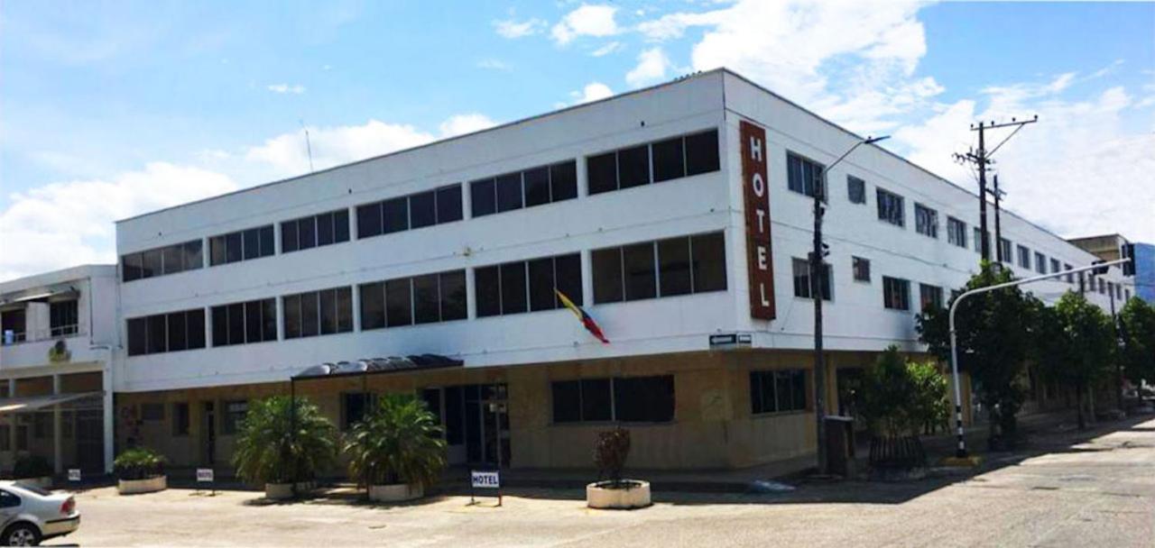 Hotel Mall Santana Del Rio La Dorada Ngoại thất bức ảnh