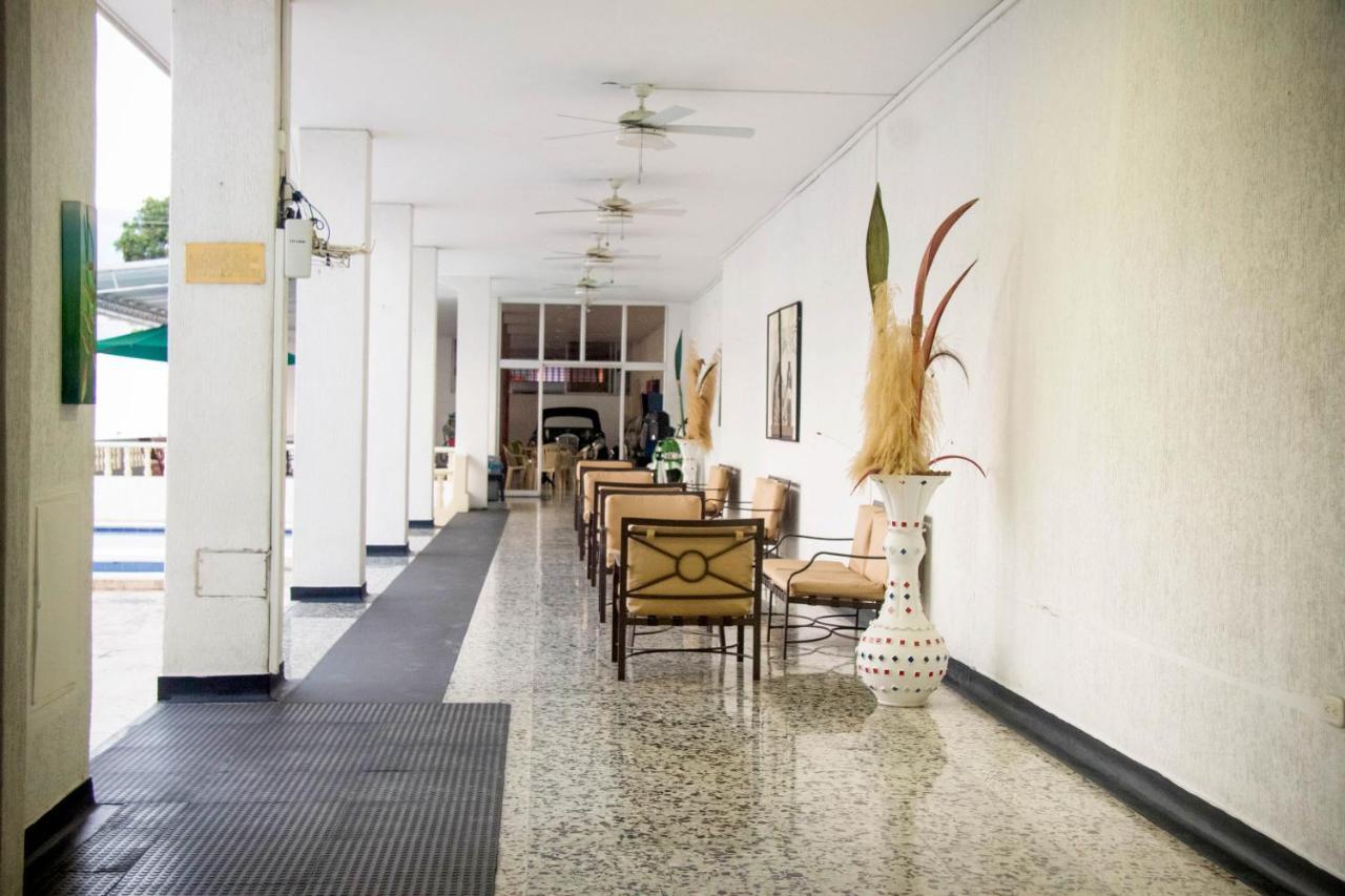 Hotel Mall Santana Del Rio La Dorada Ngoại thất bức ảnh