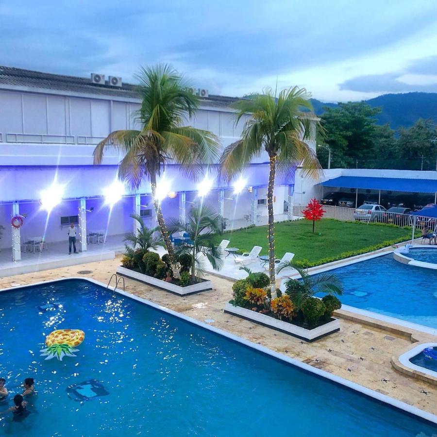 Hotel Mall Santana Del Rio La Dorada Ngoại thất bức ảnh